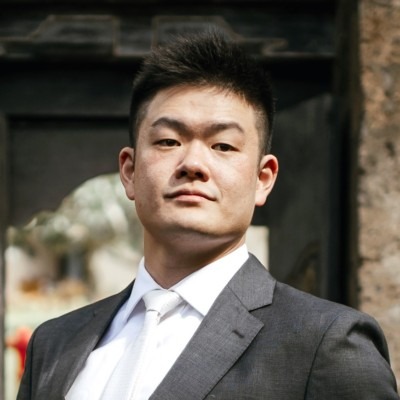 Portrait of Ray Cheng